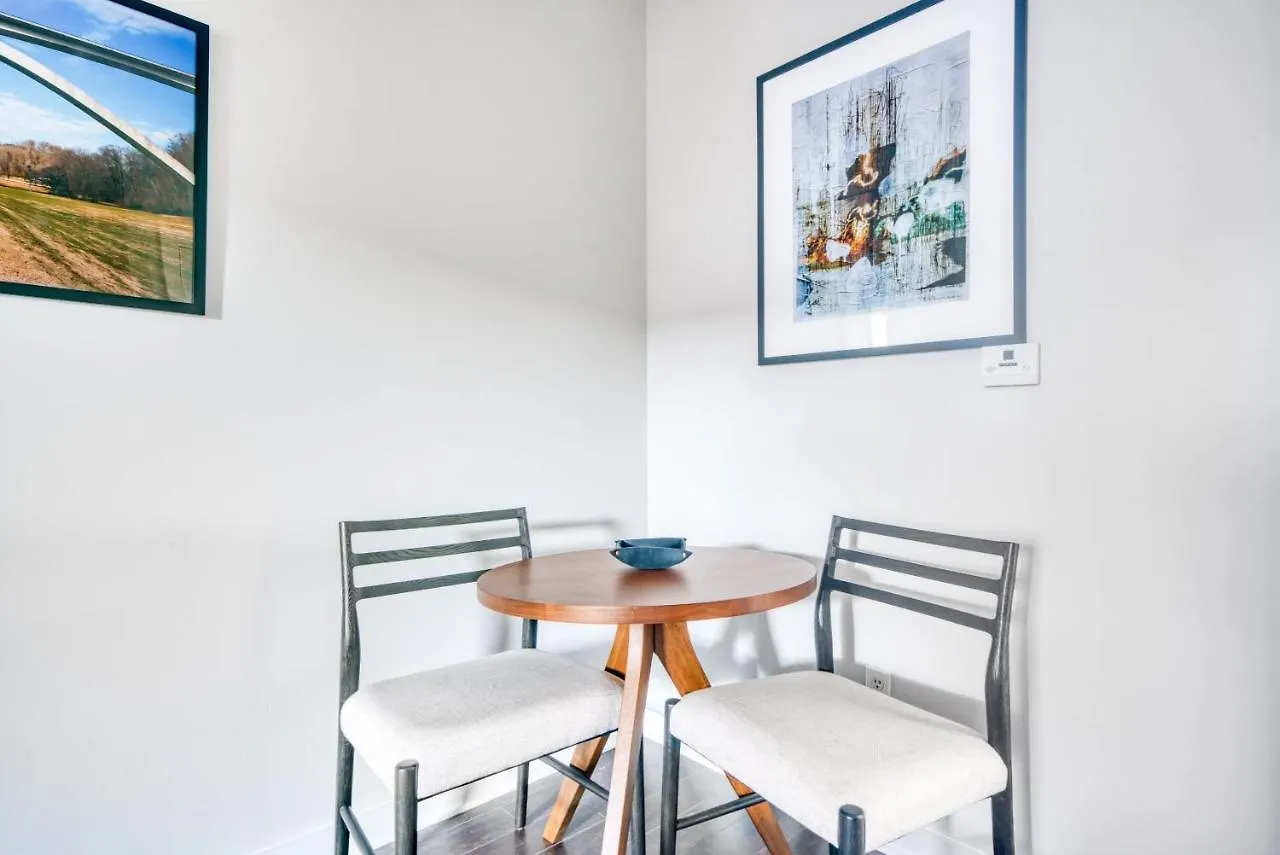 アパート Cozysuites Music Row Charming 1Br Free Parking 49 ナッシュビル 米国